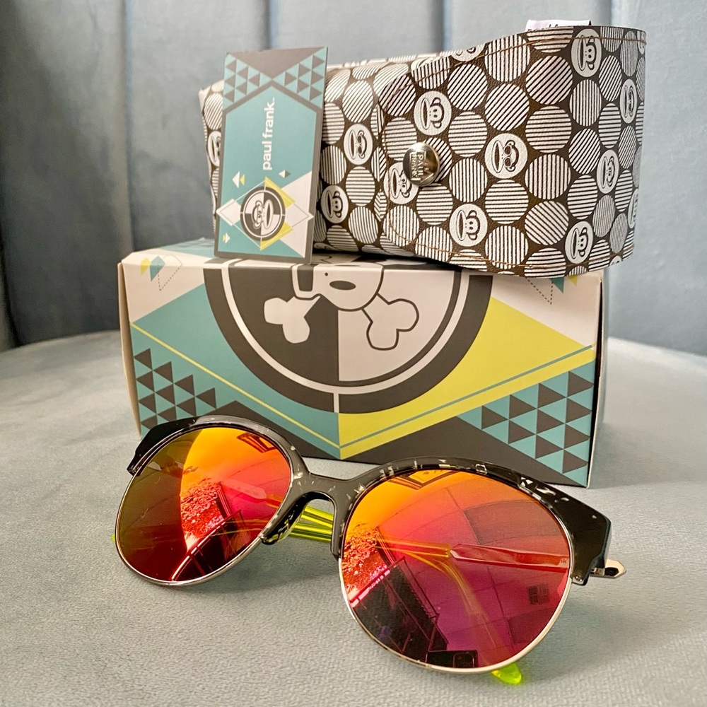 Brand New Paul Frank Limited Edition Black Neon EVERLY ETERNIA Mirror Sunglasses